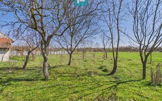 Casă cu teren generos de 6.000 m² - Poză 17