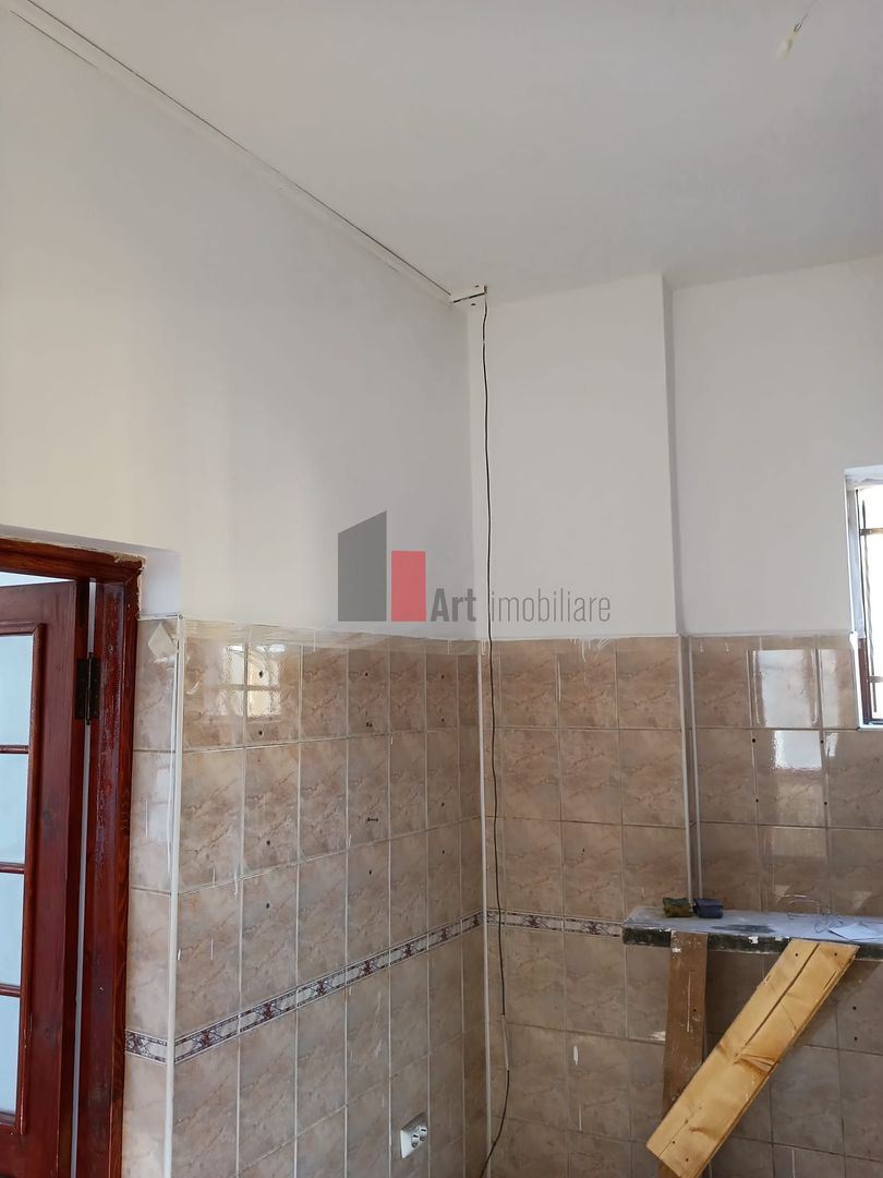 Vila  de inchiriat recent renovata - Poză 24