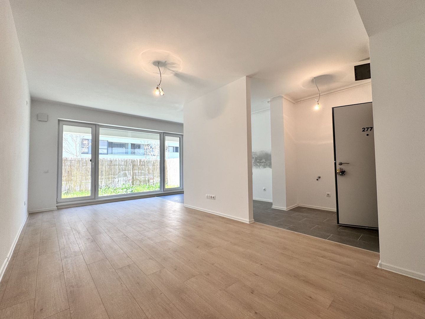3 camere cu Gradina Proprie Sector 1 - Mall Colosseum - Poză 6