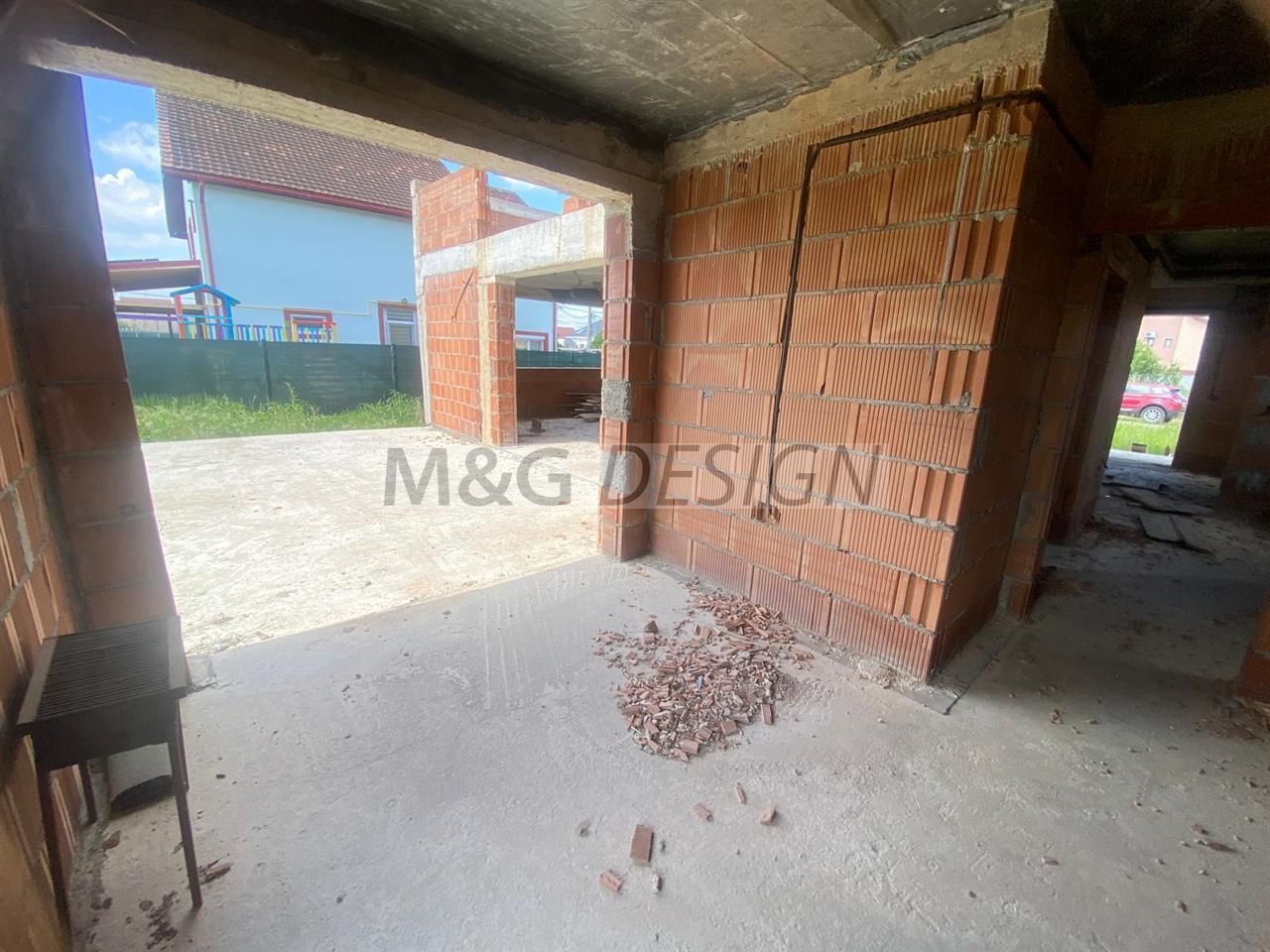 Sacalaz casa la rosu - Poză 4