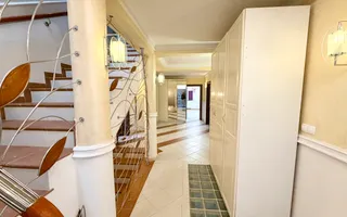 Vilă cu curte mare și piscină – ideală pentru familie, Pipera - Poză 36
