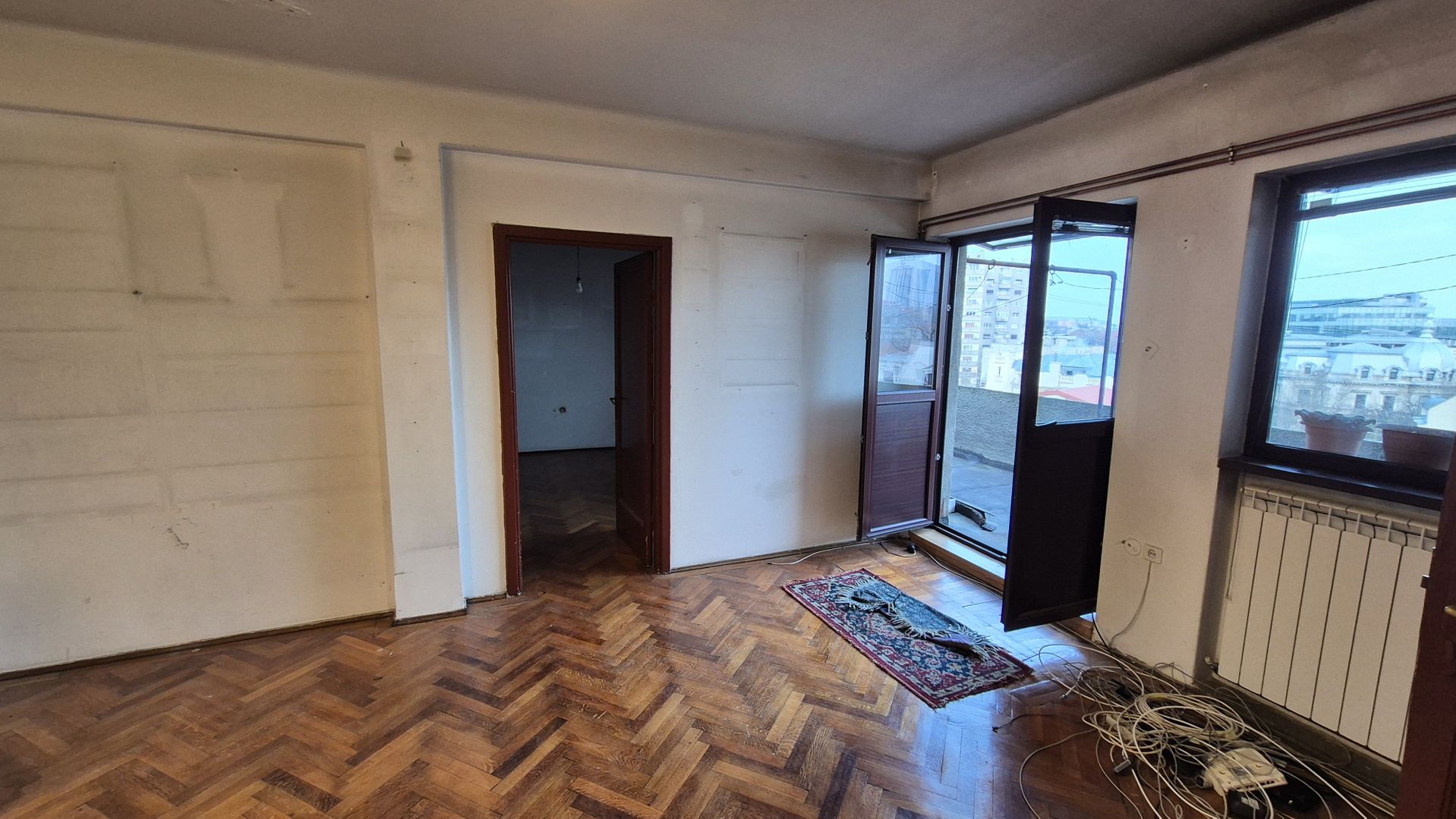 Apartament cu 3 camere 111,78 mp - Cl. Victoriei - Nicolae Iorga - Poză 2