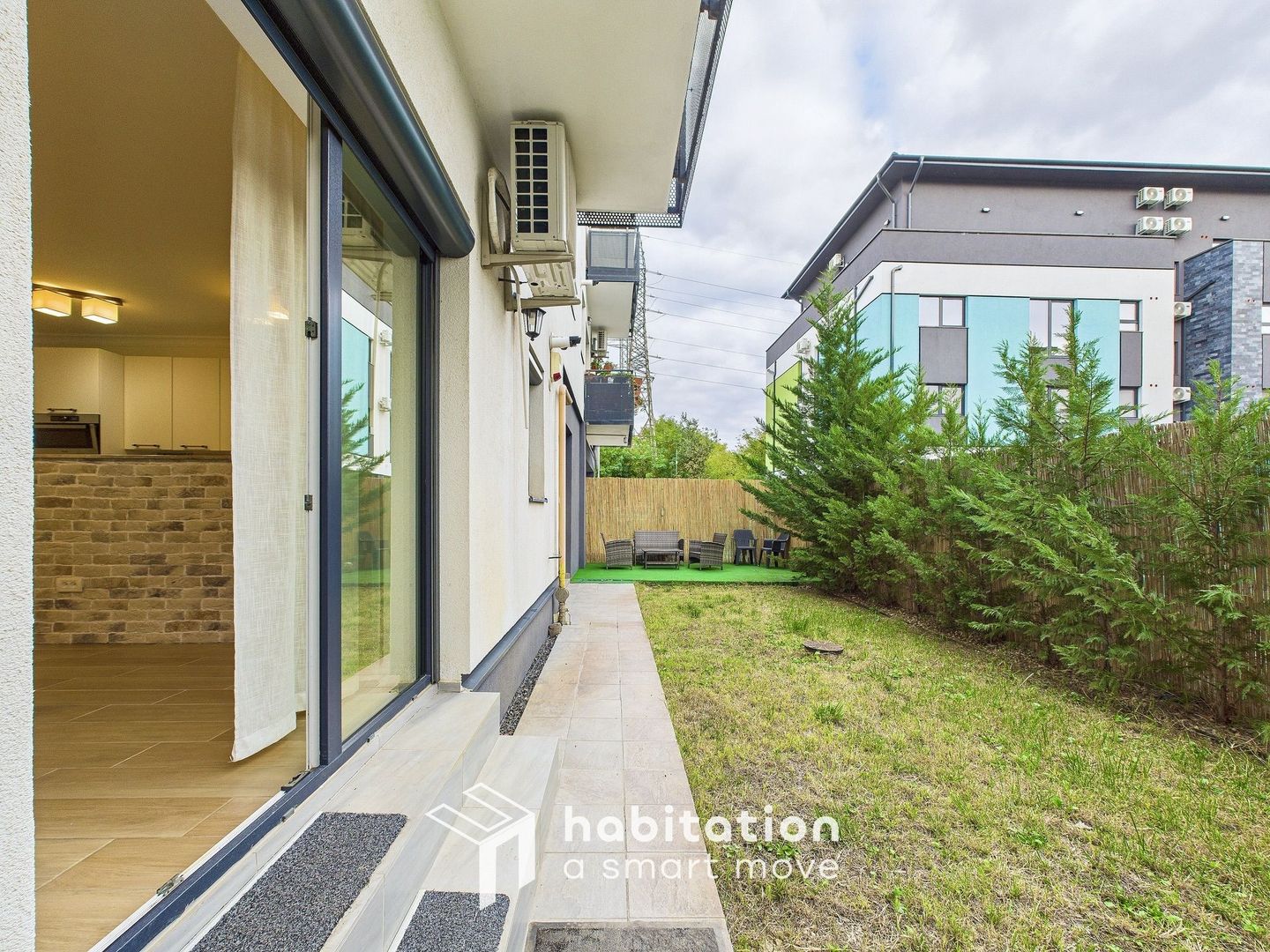 Apartament spațios cu curte și garaj – confortul unei case moderne - Poză 25