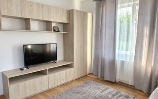 Garsoniera mobilata, curte proprie | Metrou Dimitrie Leonida - Poză 2