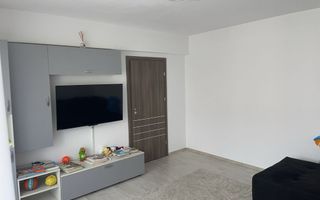Apartament 3 camere de vanzare - Poză 2