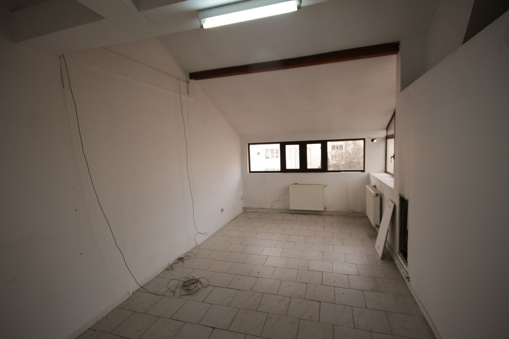 Imobil destinatie birouri + depozit - Poză 45