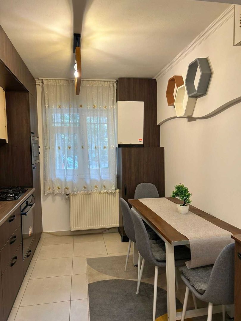 Apartament 4 camere, 2 bai, bloc 1984, centrala, Titan-Fizicienilor - Poză 2