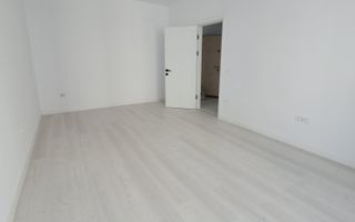 3 Cam-Gradina proprie 55mp,Bloc Boutique,Metrou Teclu-,1/2 Parcare - Poză 5