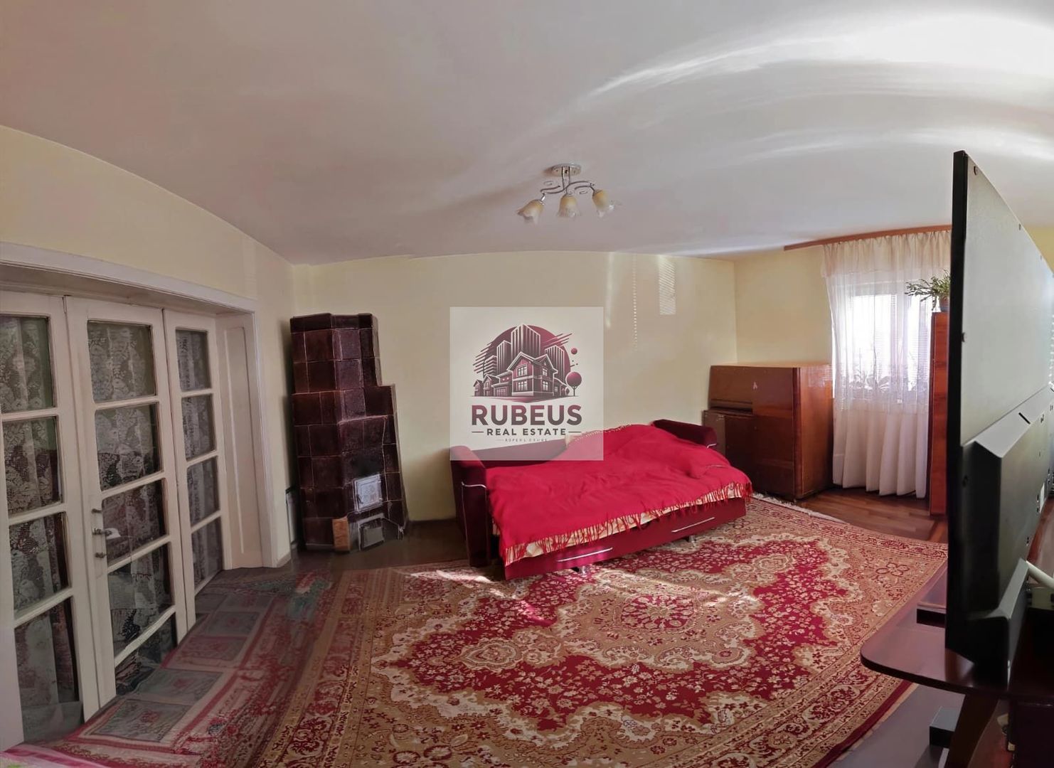 Casa cu personalitate in Calomfirescu – spatiu, liniste si teren gener - Poză 12