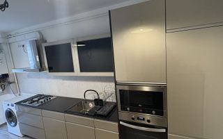 Vand apartament 2 camere - Poză 3