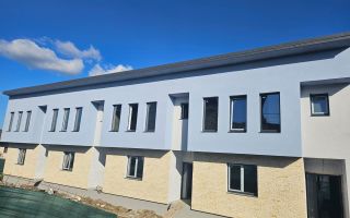 Apartament 3 camere - vila insiruita - Poză 1