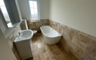 Etaj 2. Finisaje superioare. Pozitie excelenta. - Poză 9