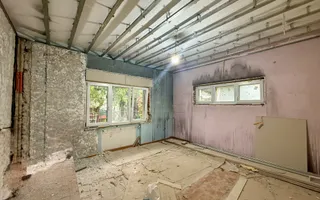Proprietate cu farmec Art Deco în Cartierul Evreiesc cu multa verdeata - Poză 13
