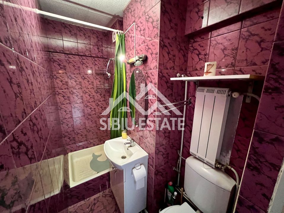 Apartament 4 camere spațios Sibiu zona Gara Mare Abatorului - Poză 9