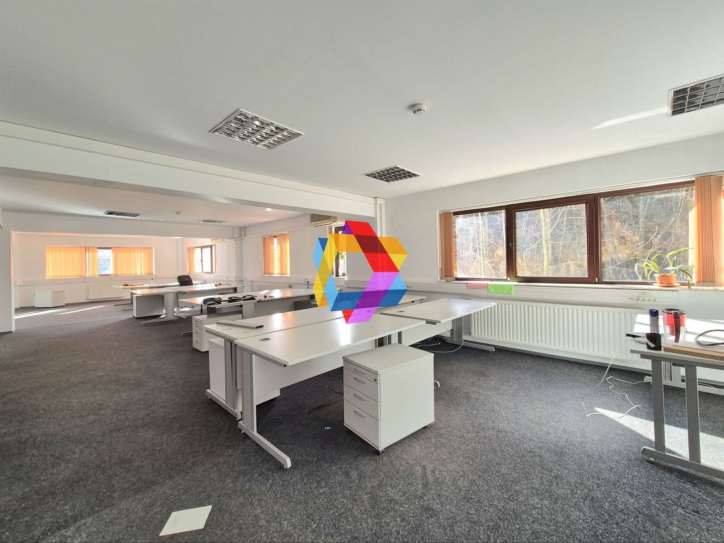 Spatiu de birouri  - 232 mp - Poză 1