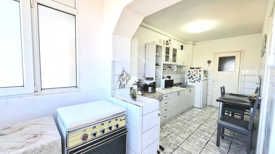 Suprafata Generoasa 3 Camere I Astra - Poză 10