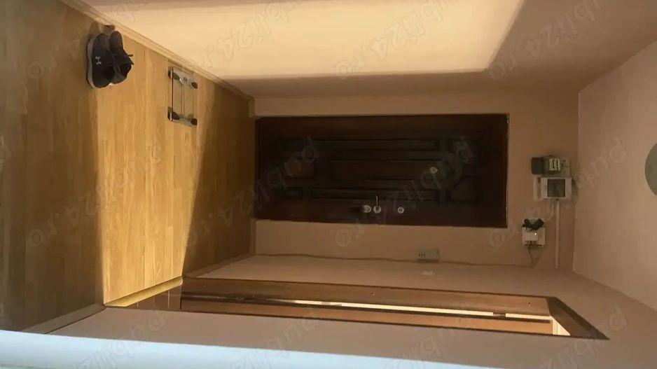 Apartament 3 camere Dambovita etaj 2 cu centrala - Poză 6