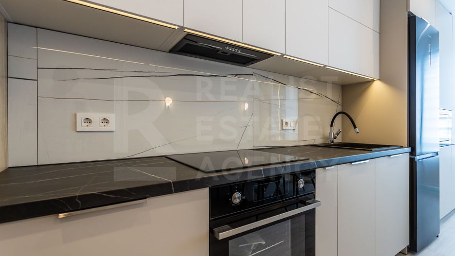 Chirie, apartament, 2 cameră, strada Calea Ieşilor, Sculeni - Poză 12