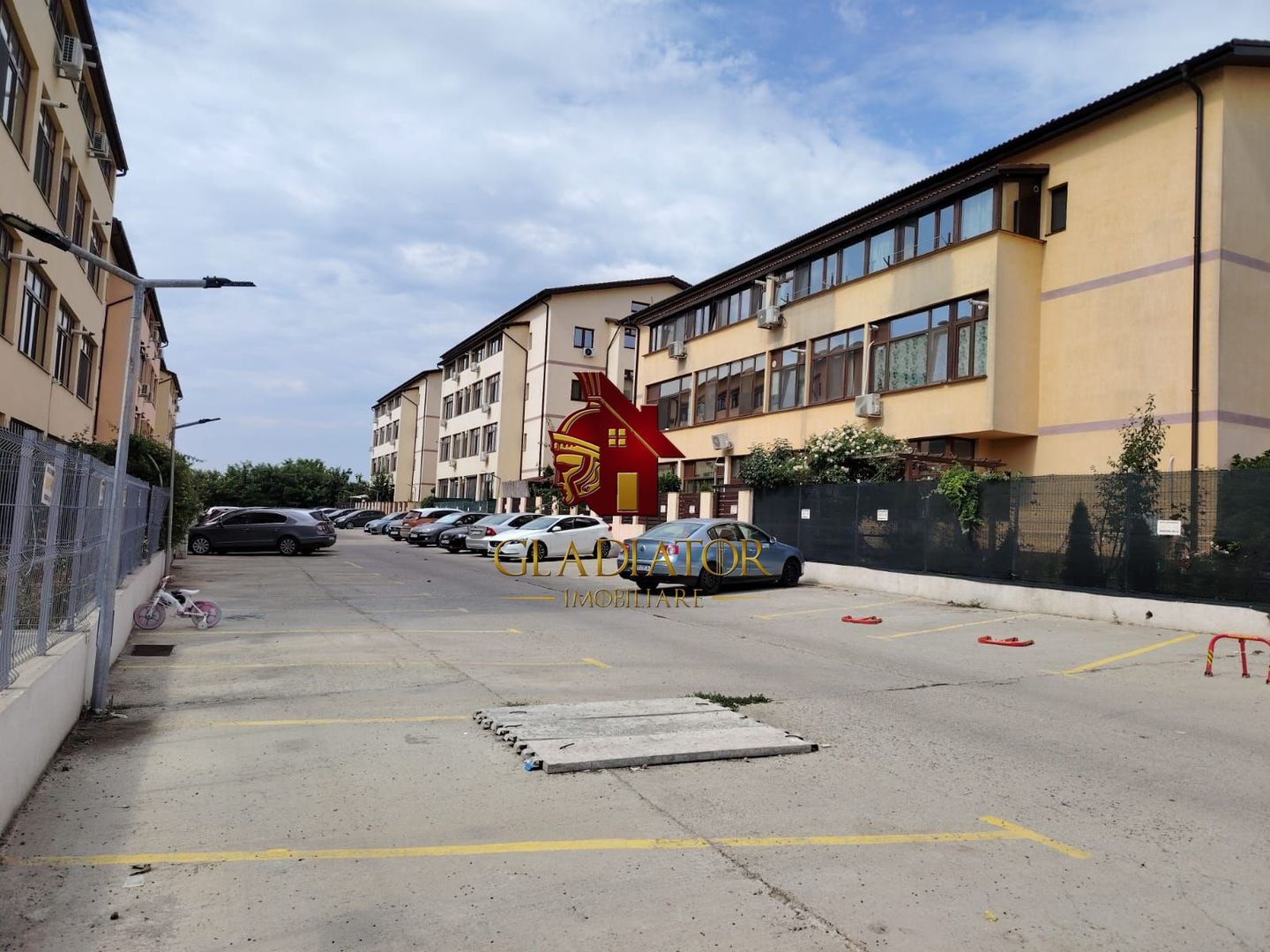 Apartament 3 camere pe 2 niveluri Capat CUG Expomobila, Nicole Residen - Poză 3