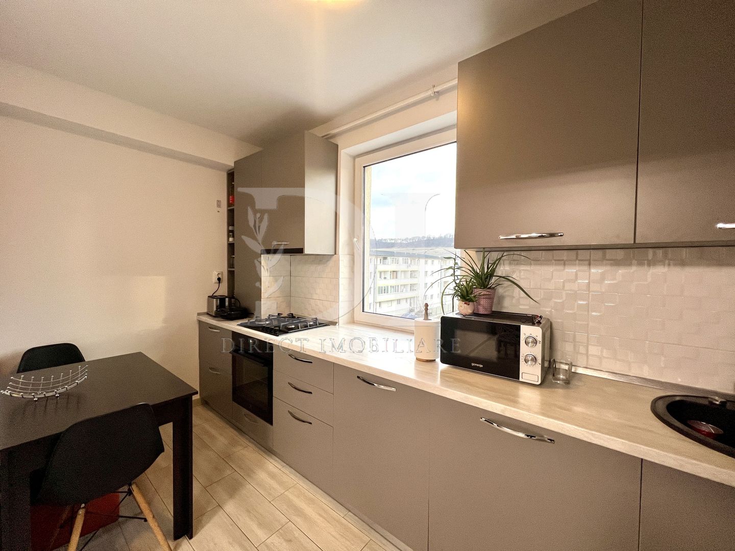 Apartament 3 camere / Parcare / Zona Eroilor - Poză 1