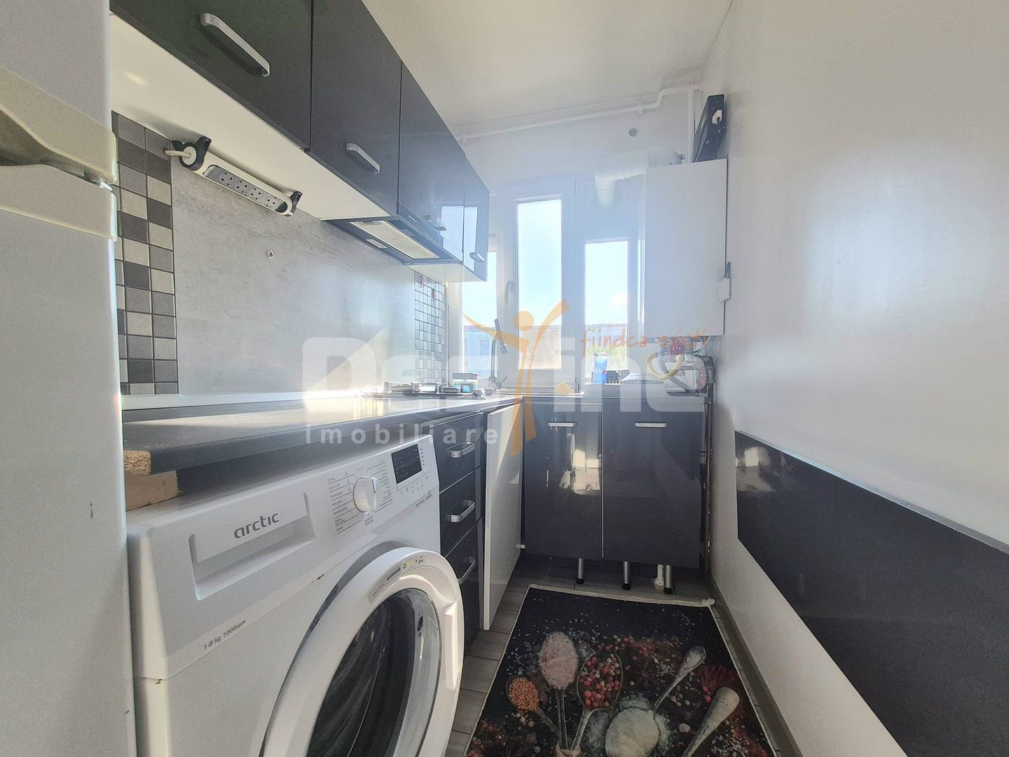 De închiriat apartament 2 camere- Zona Tomis Nord - Poză 7