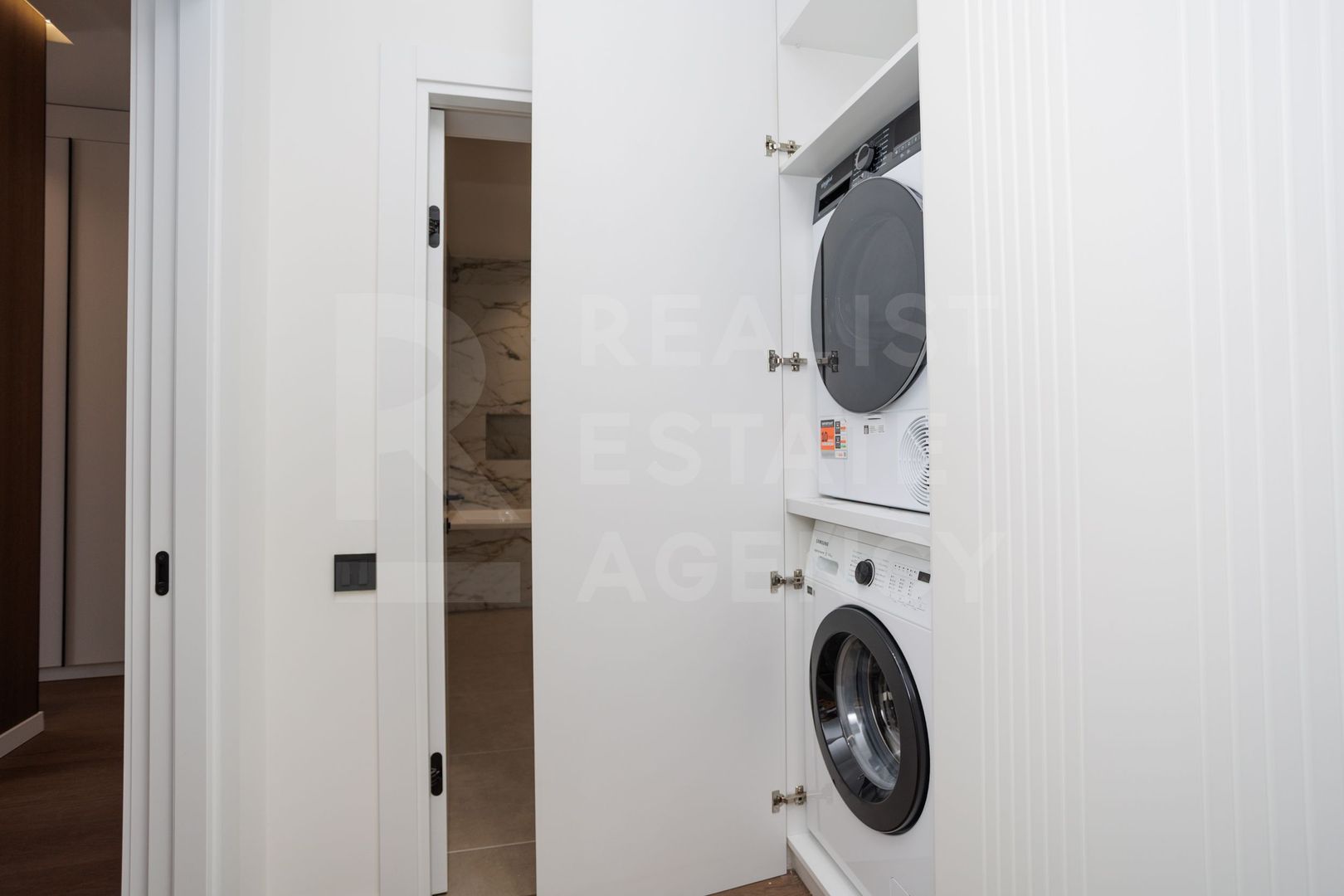 Vânzare, apartament, 2 camere, str. Calea Ieșilor, Sculeni - Poză 4