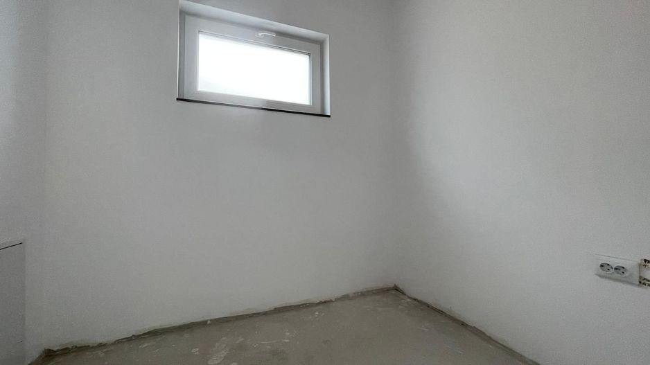 Duplex 5 camere - pozitie excelenta - Mosnita Noua - Poză 12