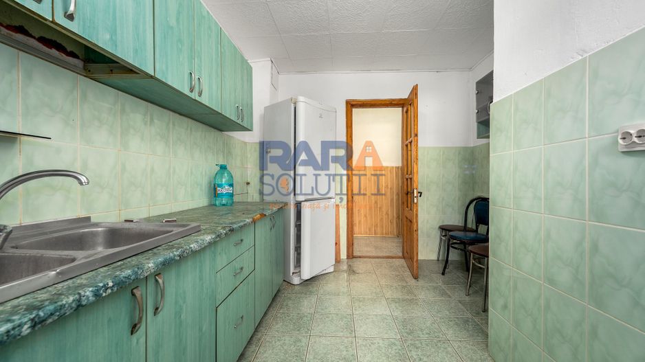 3 camere decomandat, etaj 1, două balcoane - Poză 3