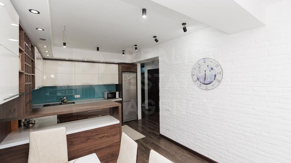 Chirie, apartament, 2 camere, Valea Trandafirilor, Centru - Poză 3