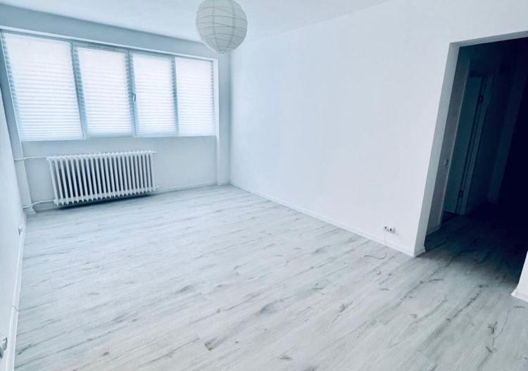Vanzare apartament 3 camere titan aproape de metrou - Poză 4