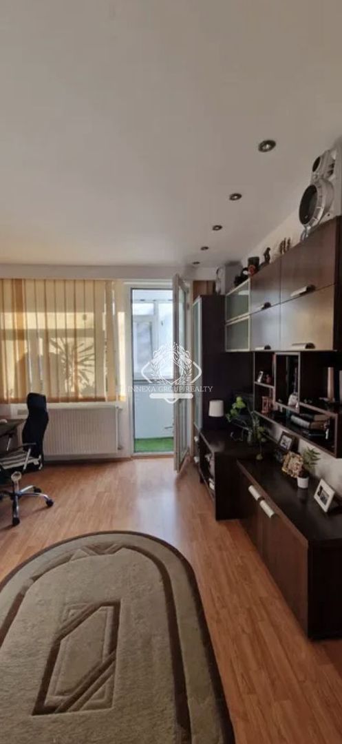 Teiul Doamnei | Apartament 3 camere | Etaj 4 | Bloc reabilitat - Poză 3