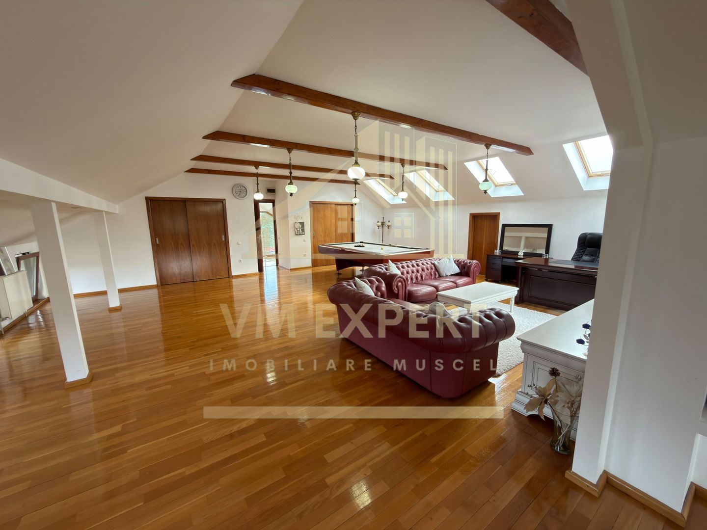 CASĂ 5 CAMERE TEREN 1600 MP CAMPULUNG - Poză 59