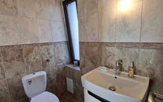 Casa intabulata 5 camere 2 bai si curte generoasa in Bavaria Park - Poză 13