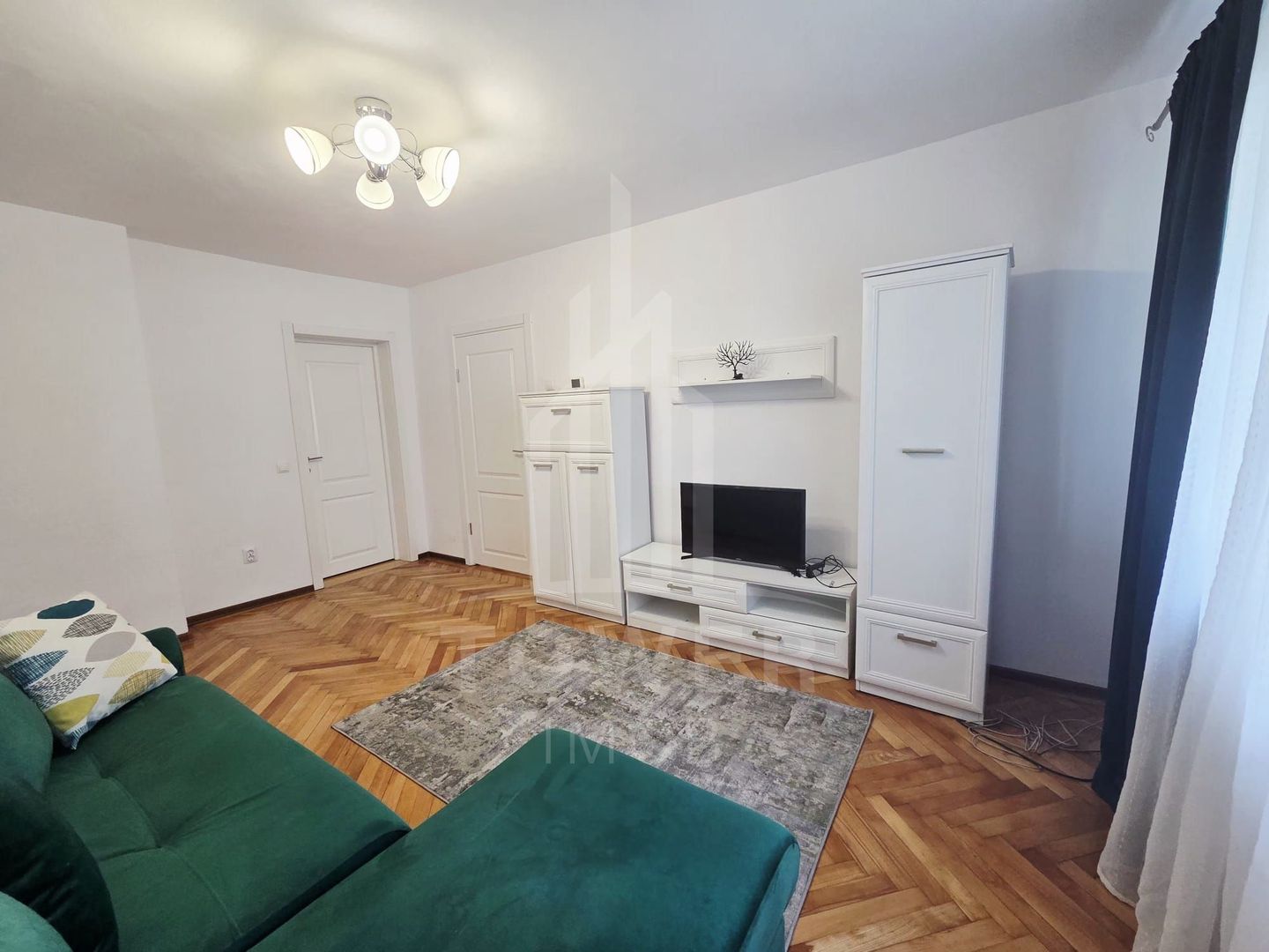 Studio elegant într-una dintre cele mai bune zone din Sibiu – Școala de Înot - Poză 1