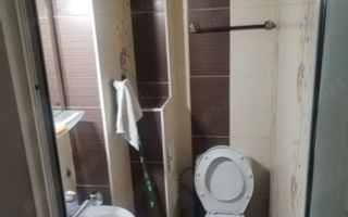 Apartament de vânzare - Poză 2