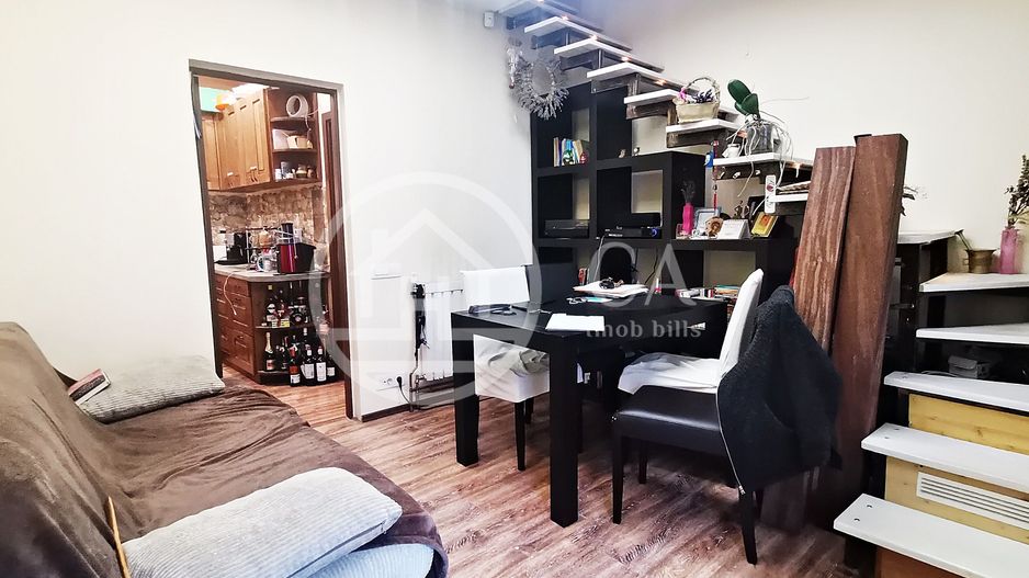 Apartament cu 3 camere la curte comuna de vanzare Ultracentral, Oradea - Poză 5