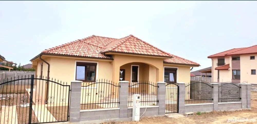 Super pret - Casa individuala stil mediteranean - 720 teren - Sag - Poză 1