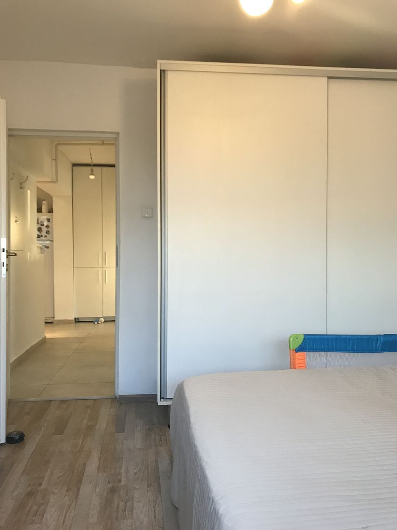 Apartament cu 3 camere în zona Est - Poză 5