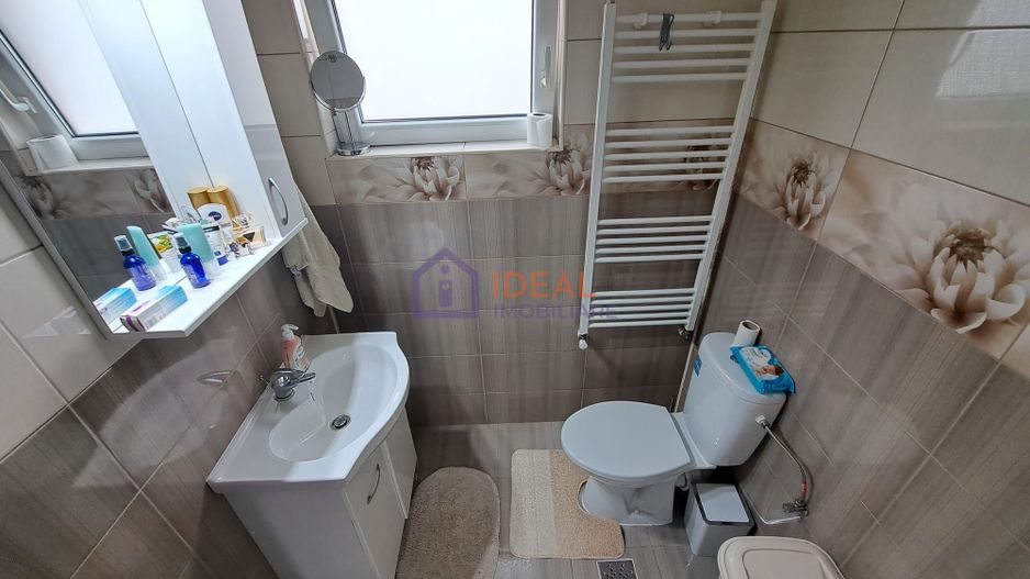 Casa cu 4 camere Mobilata-Utilata, in Cartierul Arhitectilor - Poză 14