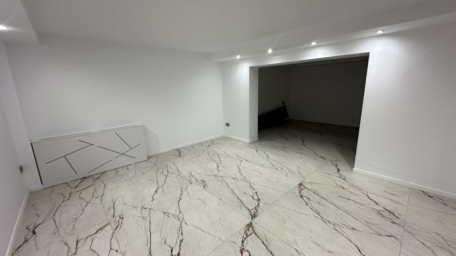 VIla S+P+1+M | Teren de 1000mp | Lift Interior | Finisata Complet - Poză 14