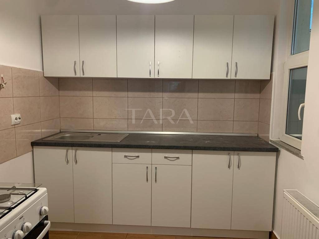 Apartament 2 camere de vanzare Central - Poză 1