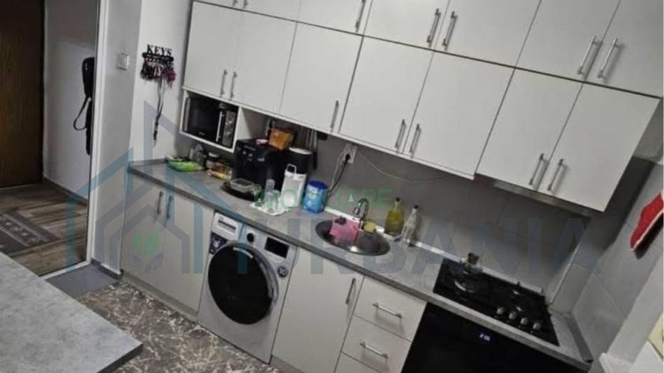 Apartament 3 camere, etaj 3/4, Mircea cel Bătrân, mobilat și utilat, 133.000 euro - Poză 2
