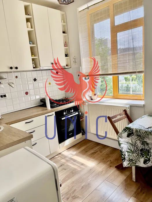 2 decomandate, zona centrala - 500 Euro - Poză 4