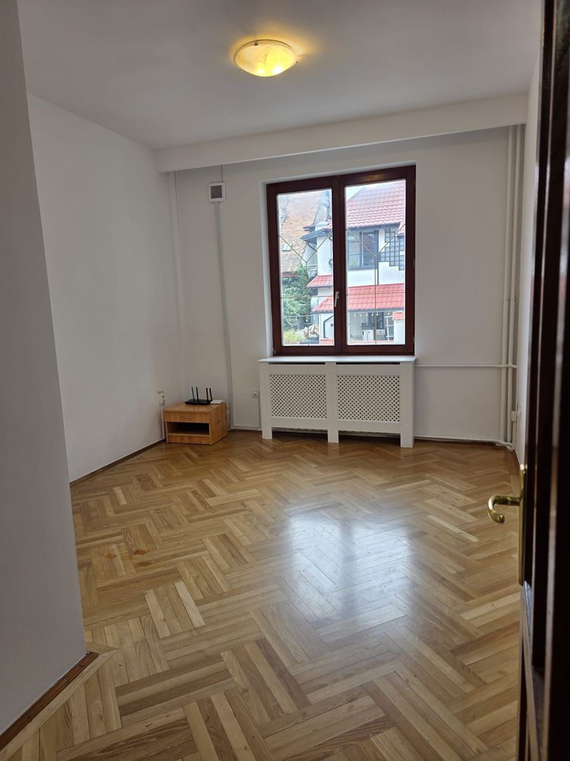 Vila de inchiriat - Poză 3