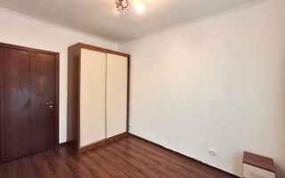 De Vanzare Apartament 2 Camere - Poză 3