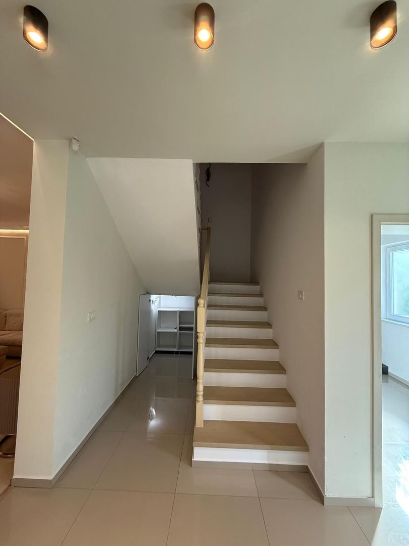 Duplex 3 dormitoare - zona centrala - Dumbravita - Poză 11