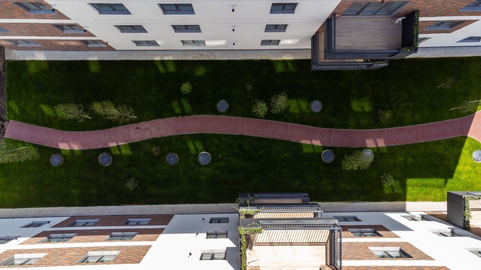 Victoria Homes - Poză 2