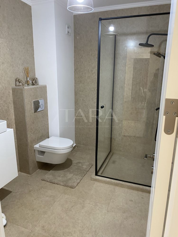 Apartament cu 3 camere și terasă generoasă – zona Vivo. - Poză 8