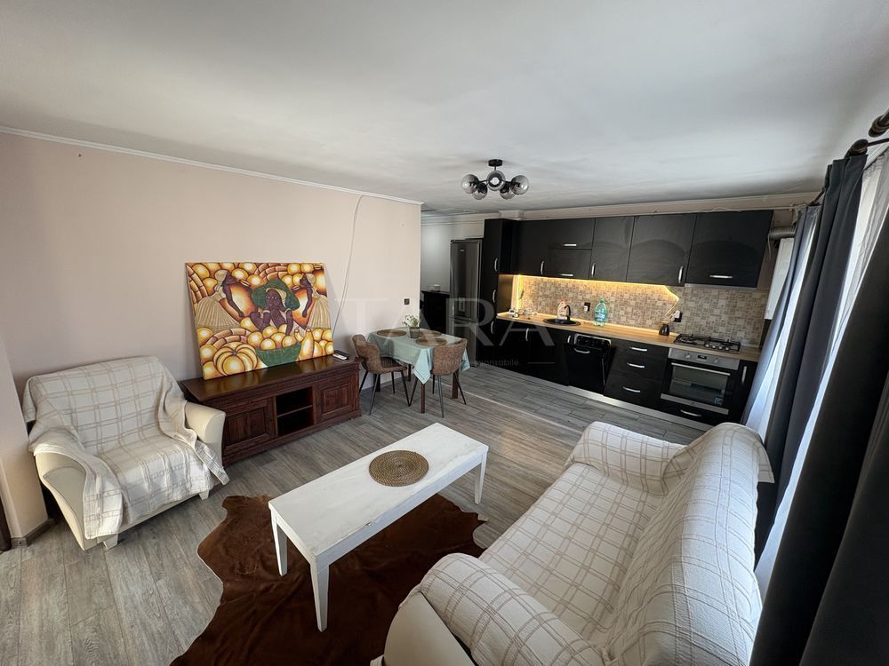 Apartament cu 3 camere și 2 locuri de parcare, zona Terra. - Poză 2