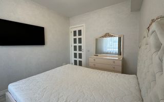 Apartament 2 camere open-space Royal Town Copou - Poză 3